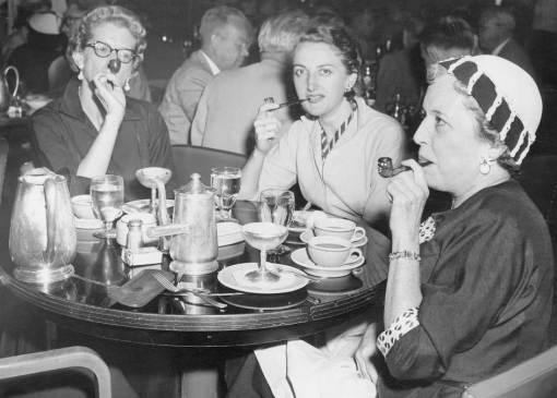 ladies_smoking_pipe_chicago_wrigley_building_restaurant_women_smoke_womens_smoking_club_1954