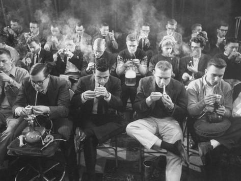 yale-joel-room-full-of-men-smoking-during-pipe-smoking-contest